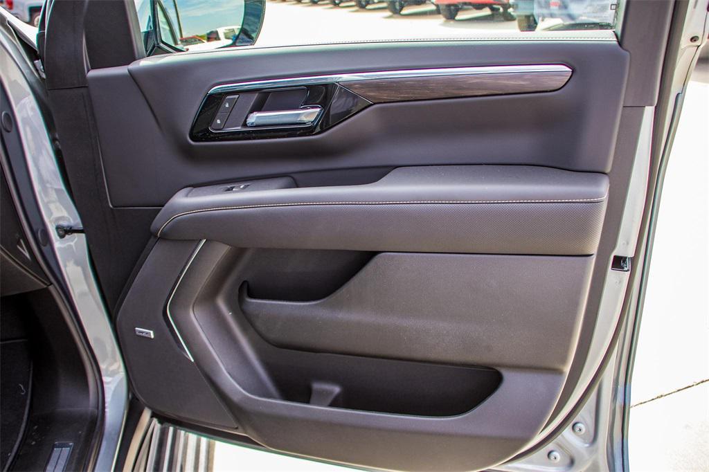 new 2025 Chevrolet Tahoe car, priced at $85,817