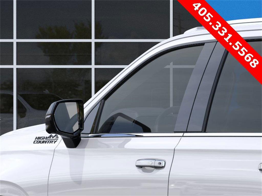 new 2025 Chevrolet Suburban car, priced at $103,070