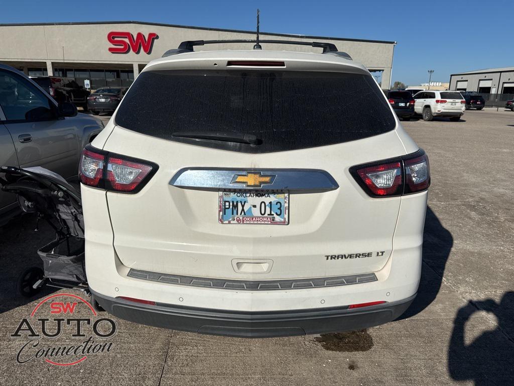 used 2015 Chevrolet Traverse car, priced at $6,495