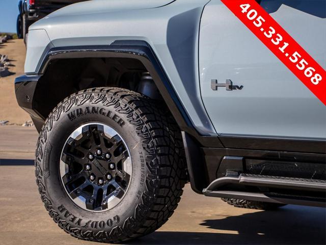 new 2025 GMC HUMMER EV Pickup car, priced at $128,355