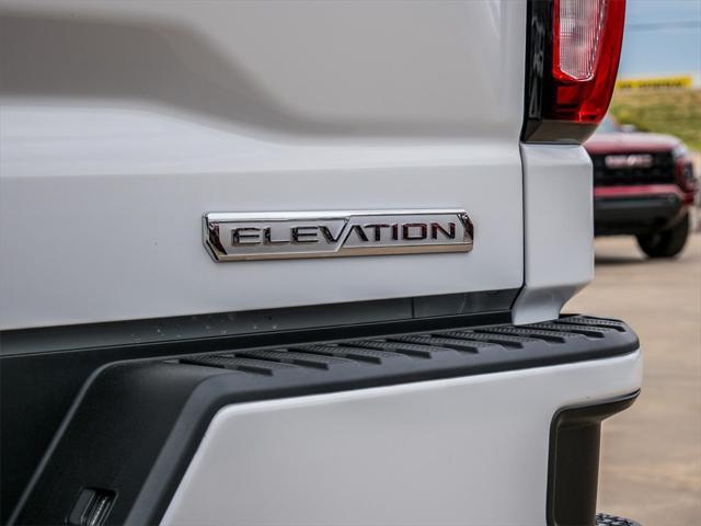 new 2024 GMC Sierra 1500 car, priced at $55,212