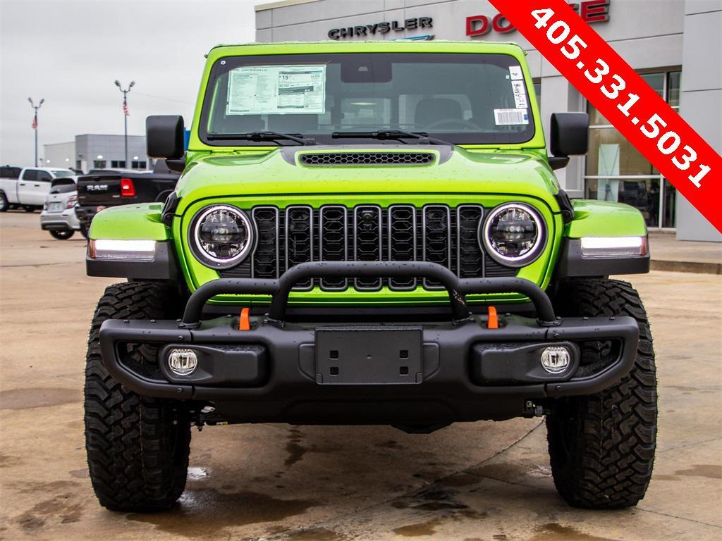 new 2025 Jeep Gladiator car, priced at $60,551