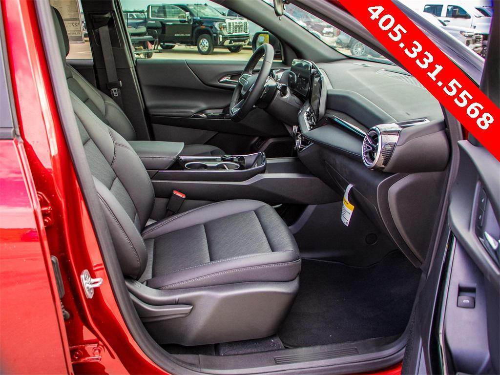 new 2026 Chevrolet Equinox car, priced at $35,615