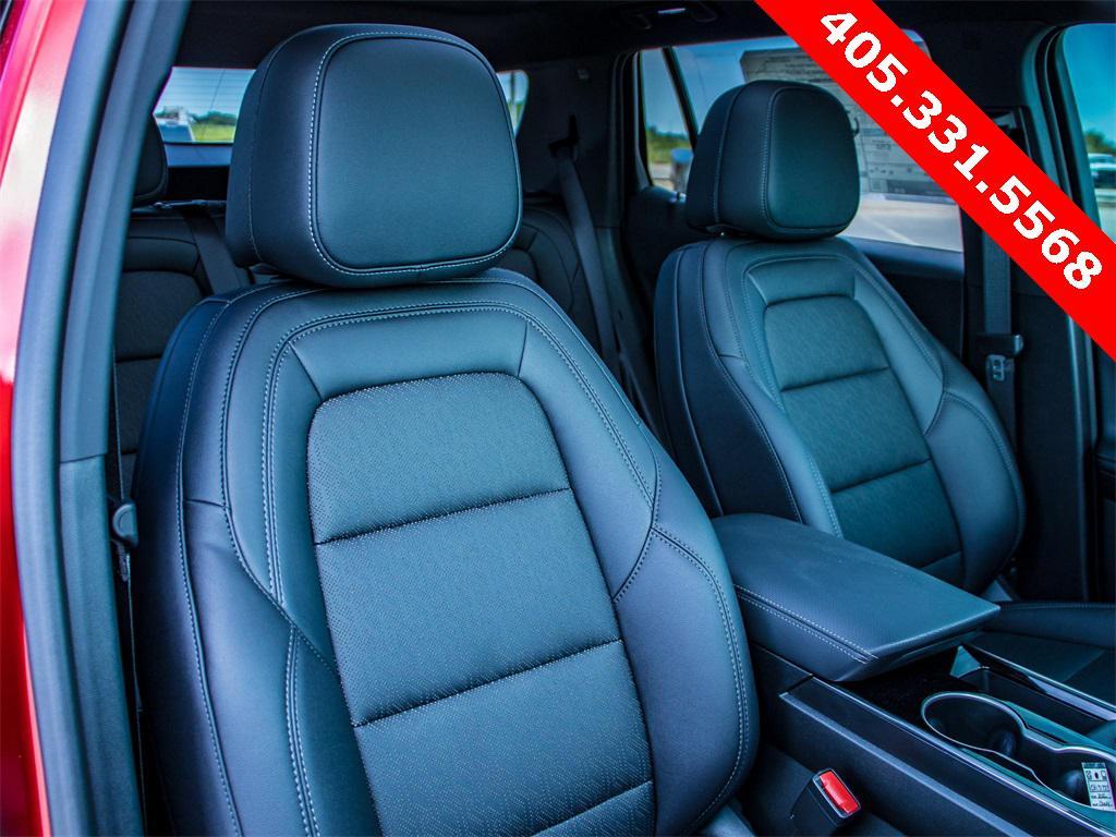 new 2026 Chevrolet Equinox car, priced at $35,615