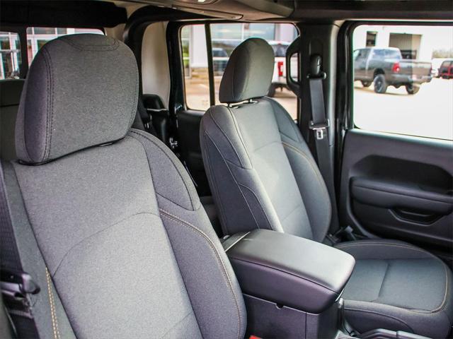 new 2025 Jeep Gladiator car, priced at $39,943