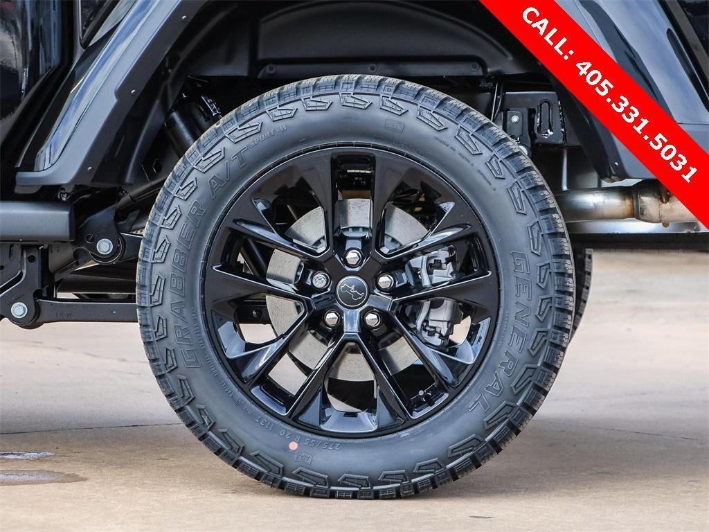 new 2025 Jeep Gladiator car, priced at $39,066