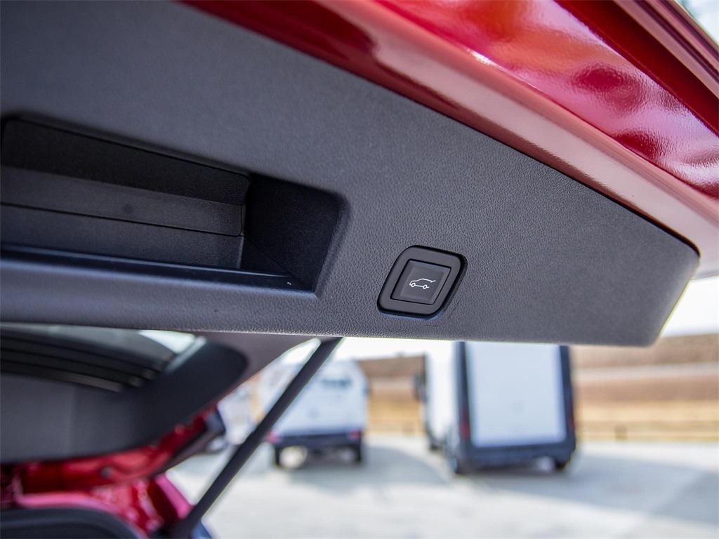 new 2026 Chevrolet Traverse car, priced at $58,215