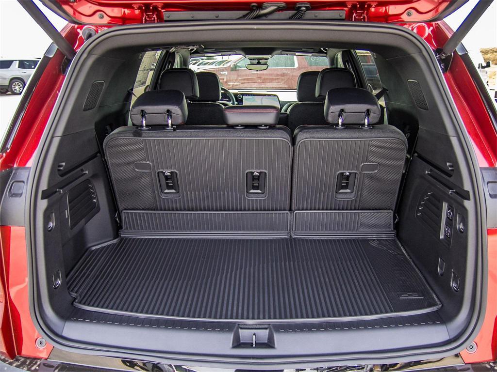 new 2026 Chevrolet Traverse car, priced at $58,215