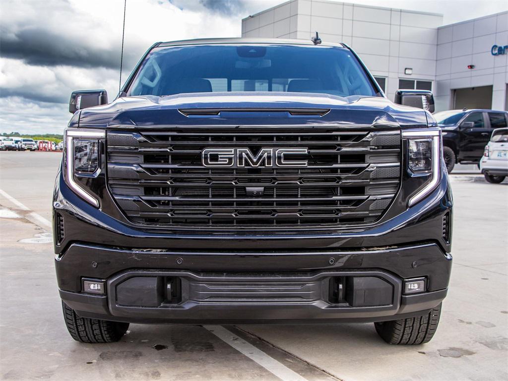 new 2025 GMC Sierra 1500 car, priced at $56,553