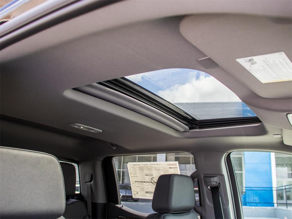 new 2025 GMC Sierra 1500 car, priced at $56,553