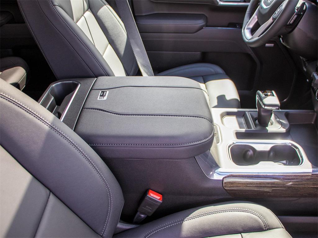 new 2025 GMC Sierra 1500 car, priced at $56,553