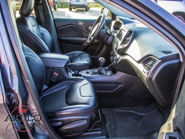 used 2019 Jeep Cherokee car, priced at $14,675