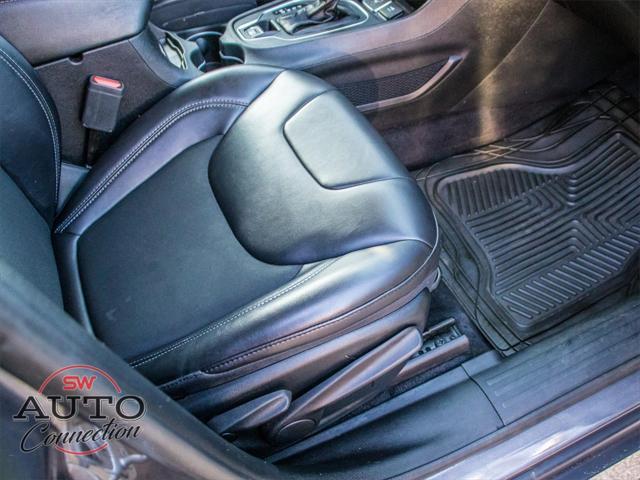 used 2019 Jeep Cherokee car, priced at $14,675