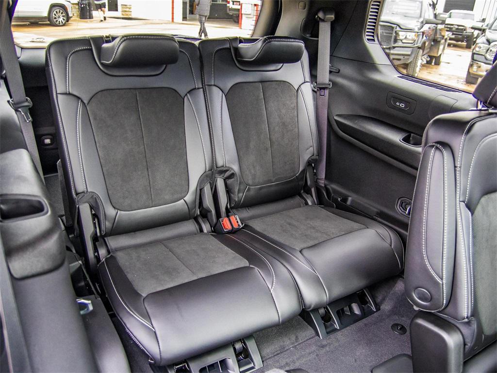 new 2025 Jeep Grand Cherokee L car, priced at $42,472