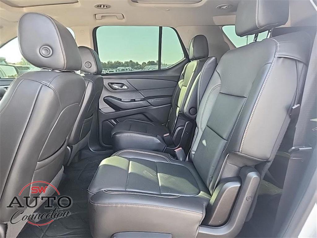used 2020 Chevrolet Traverse car, priced at $23,330