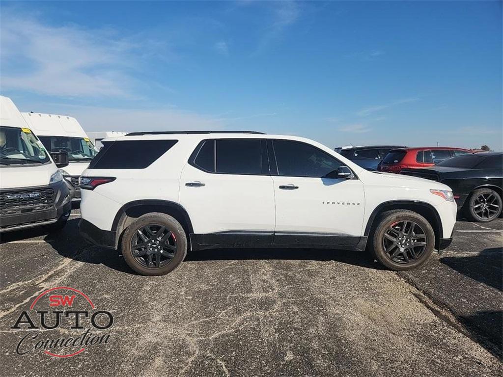 used 2020 Chevrolet Traverse car, priced at $23,330
