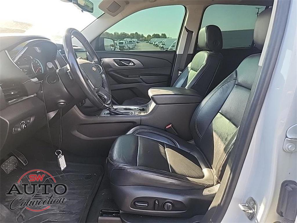 used 2020 Chevrolet Traverse car, priced at $23,330
