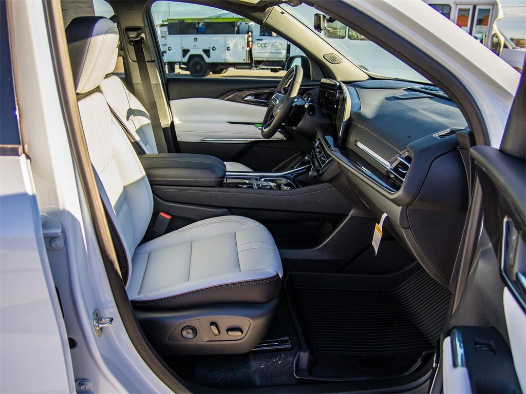 new 2026 Chevrolet Traverse car, priced at $63,004