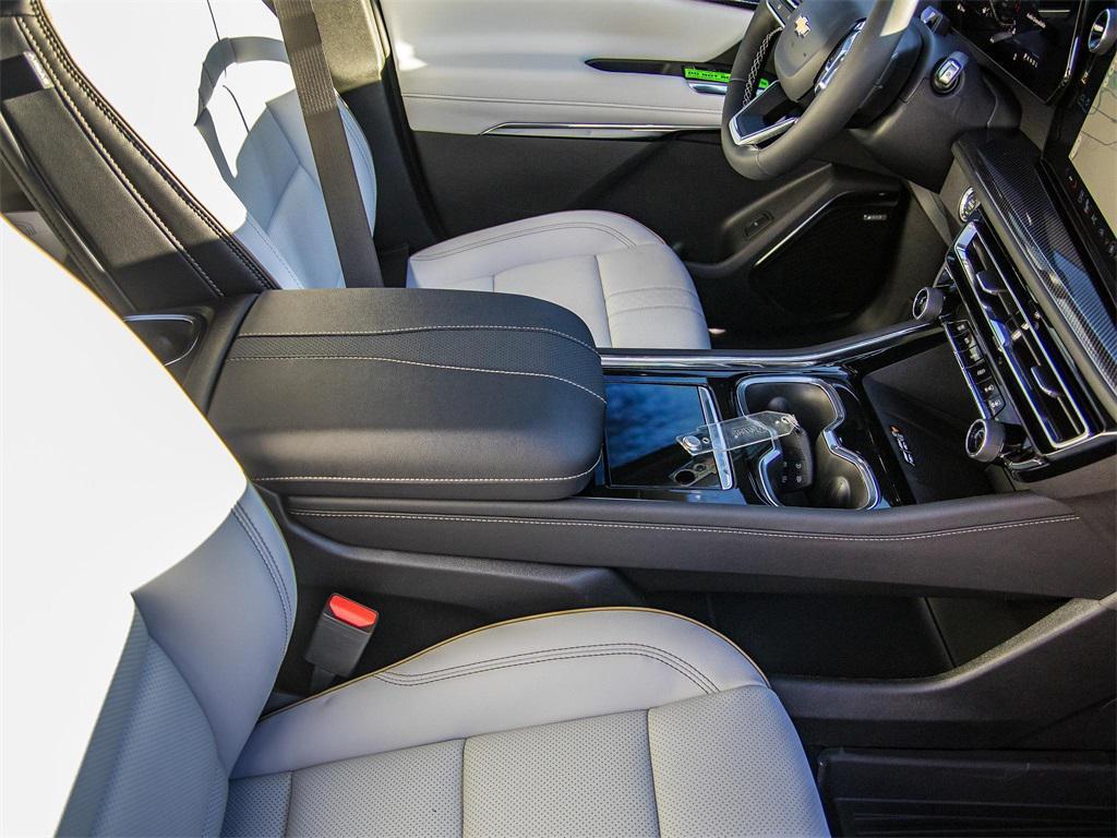 new 2026 Chevrolet Traverse car, priced at $63,004