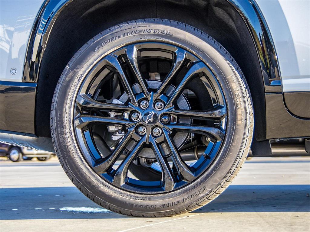 new 2026 Chevrolet Traverse car, priced at $63,004