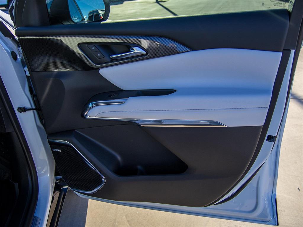 new 2026 Chevrolet Traverse car, priced at $63,004