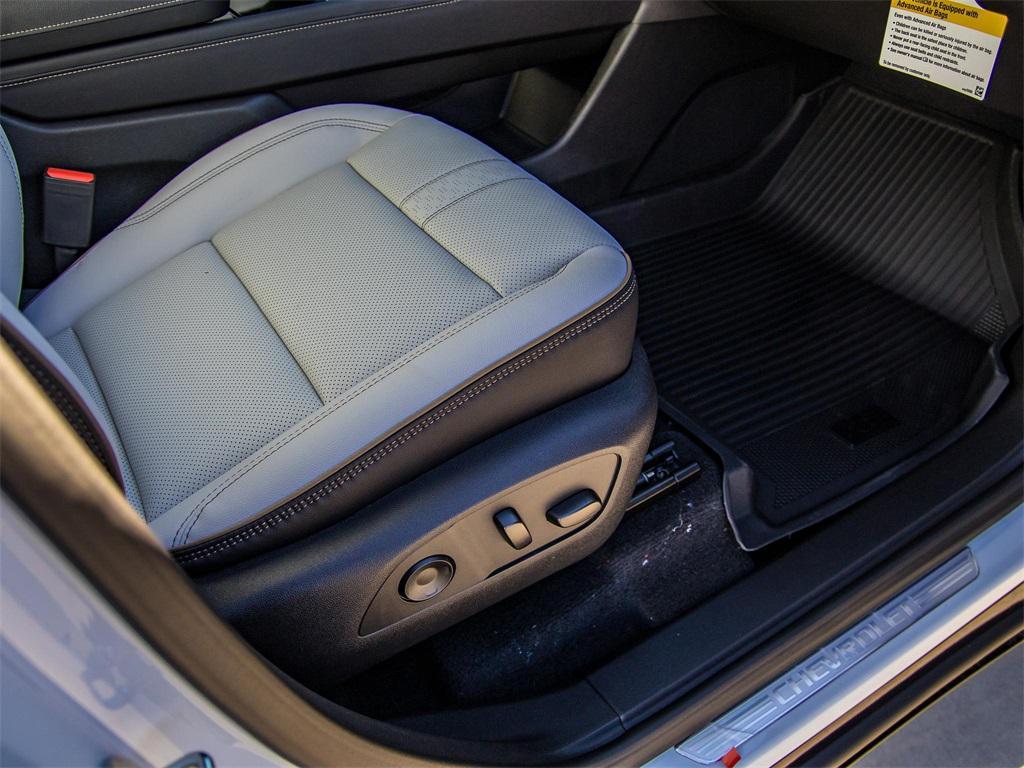 new 2026 Chevrolet Traverse car, priced at $63,004