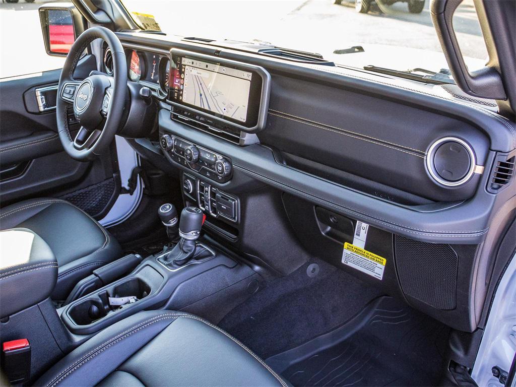 new 2025 Jeep Gladiator car, priced at $44,042