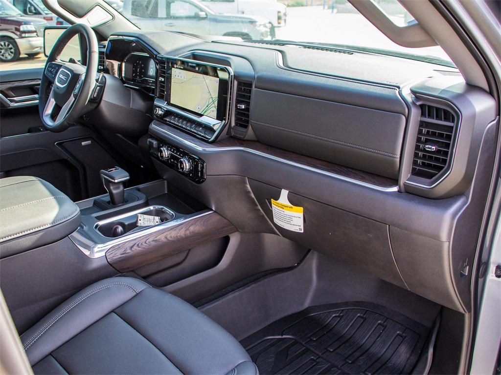 new 2025 GMC Sierra 1500 car, priced at $63,161