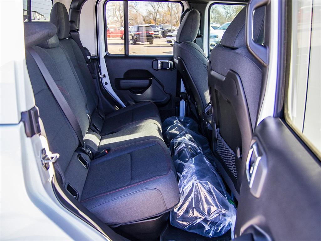 new 2026 Jeep Gladiator car, priced at $57,642