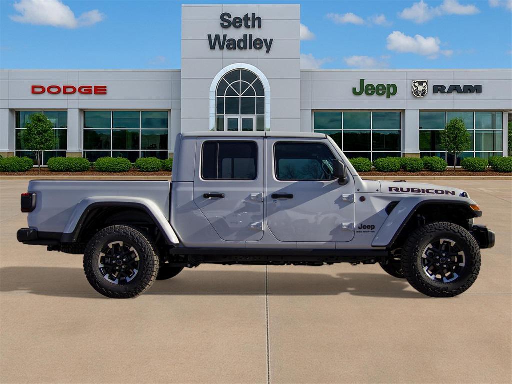 new 2026 Jeep Gladiator car, priced at $57,642