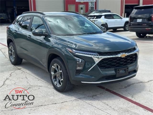 used 2025 Chevrolet Trax car, priced at $23,940