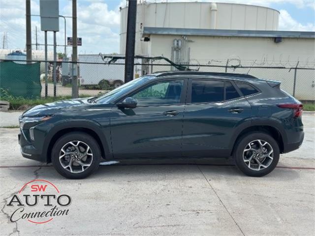 used 2025 Chevrolet Trax car, priced at $23,940