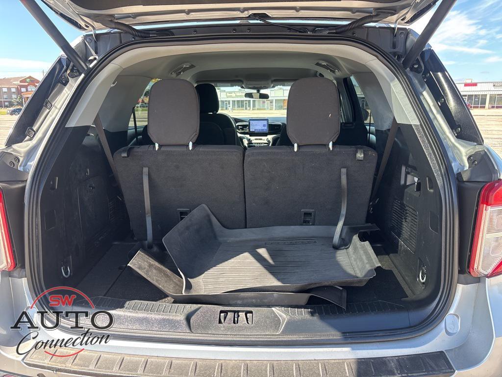 used 2023 Ford Explorer car