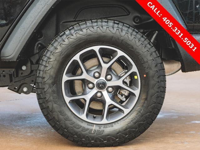 new 2025 Jeep Wrangler car, priced at $44,177