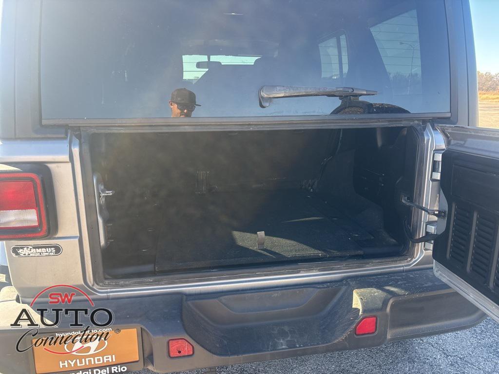 used 2018 Jeep Wrangler Unlimited car, priced at $25,930