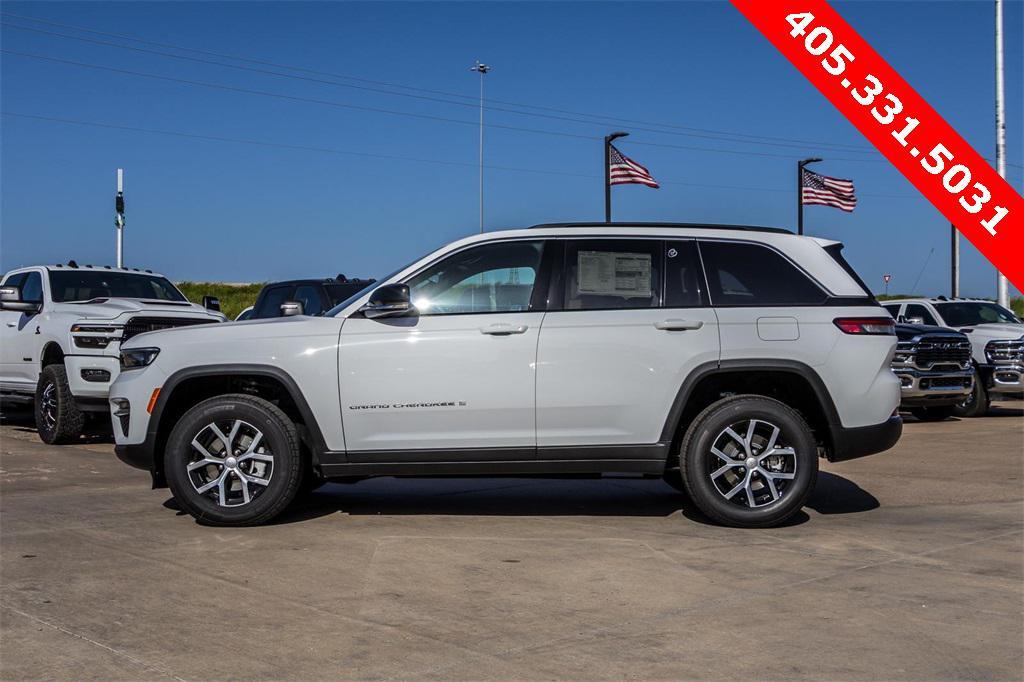 new 2025 Jeep Grand Cherokee car, priced at $42,192