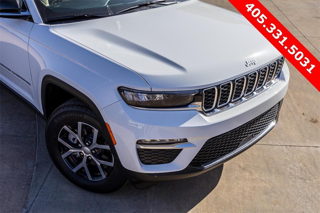 new 2025 Jeep Grand Cherokee car, priced at $42,192