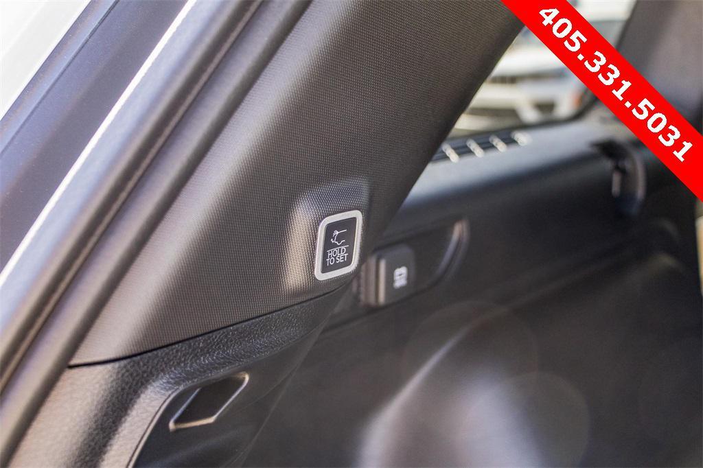 new 2025 Jeep Grand Cherokee car, priced at $42,192