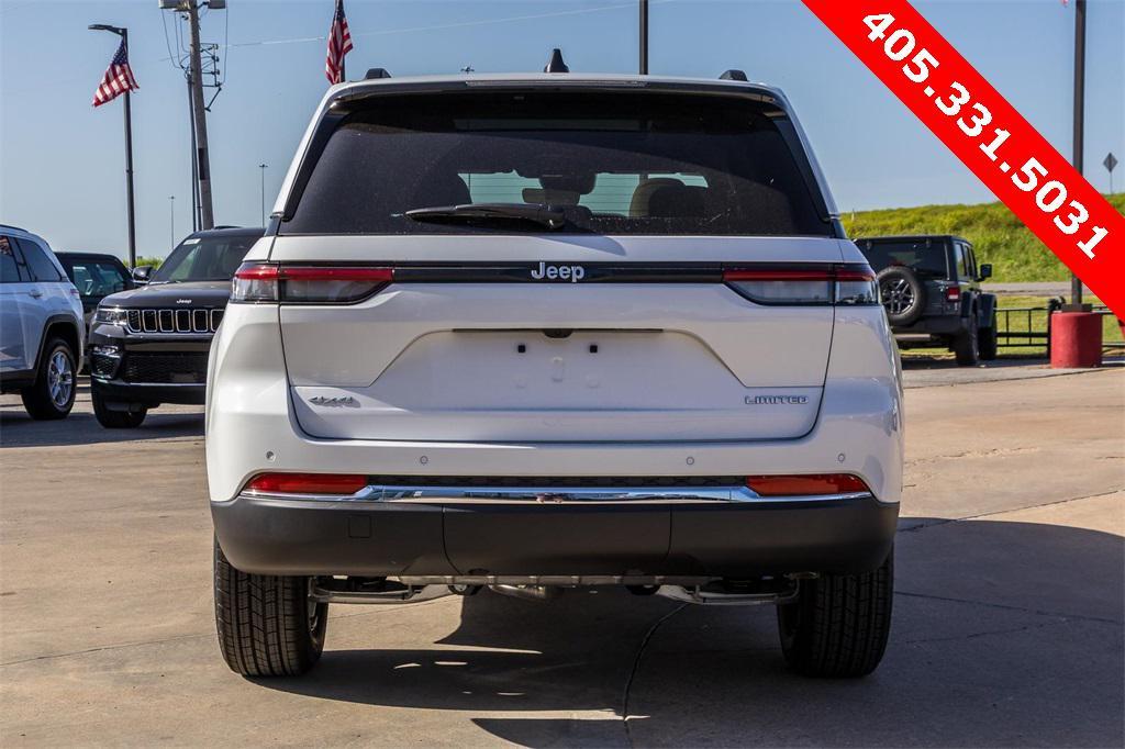new 2025 Jeep Grand Cherokee car, priced at $42,192