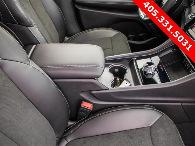 new 2025 Jeep Grand Cherokee L car, priced at $39,929