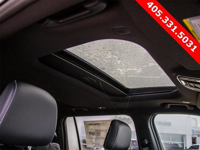 new 2025 Jeep Grand Cherokee L car, priced at $39,929