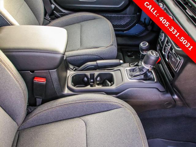 new 2025 Jeep Wrangler car, priced at $37,976