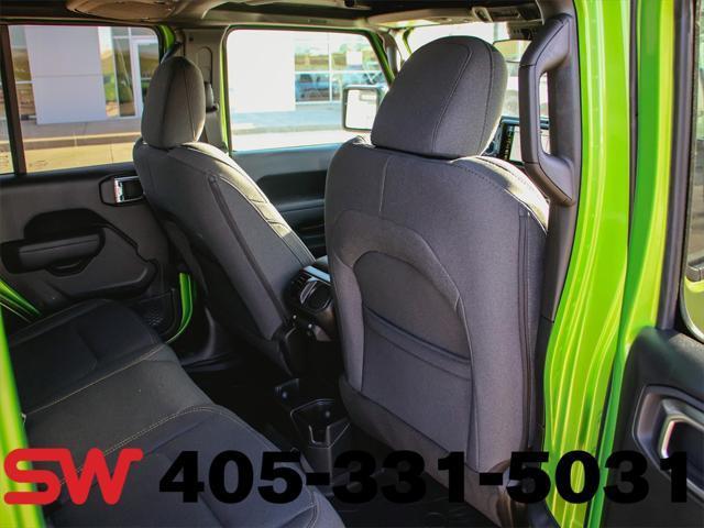 new 2025 Jeep Wrangler car, priced at $46,081