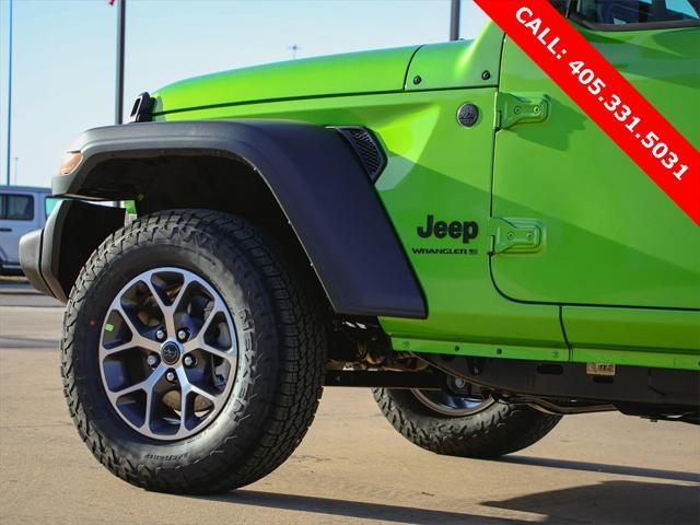 new 2025 Jeep Wrangler car, priced at $49,184