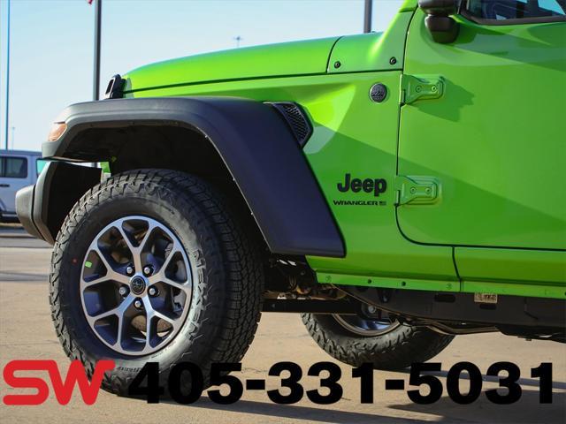 new 2025 Jeep Wrangler car, priced at $46,081