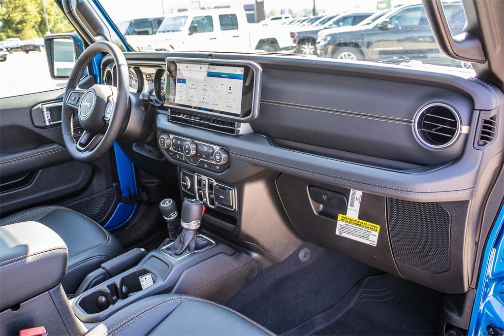 new 2025 Jeep Gladiator car, priced at $45,056