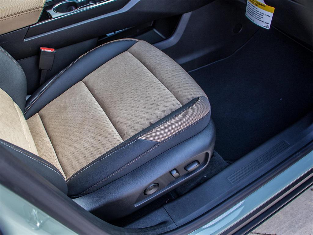 new 2026 Chevrolet Equinox car, priced at $38,290