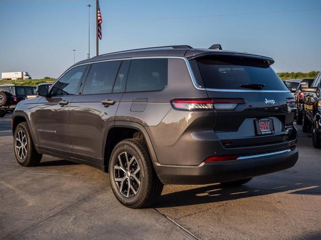 new 2024 Jeep Grand Cherokee L car, priced at $45,900