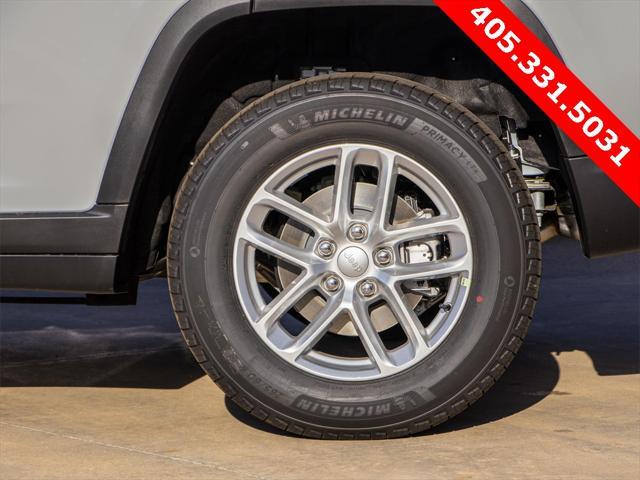 new 2025 Jeep Grand Cherokee car, priced at $37,463