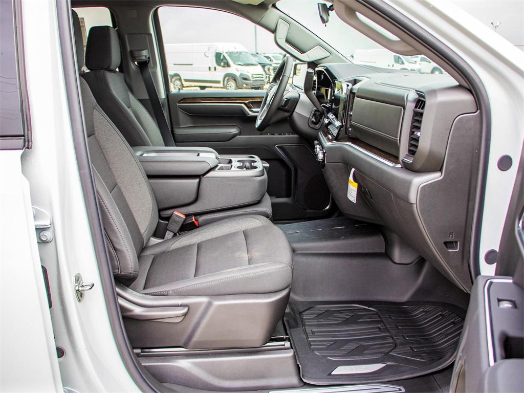 new 2026 GMC Sierra 1500 car, priced at $54,599